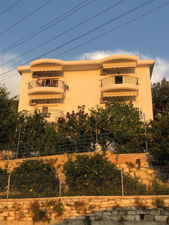 Apartments Vila Emiliano Borsh Extérieur photo