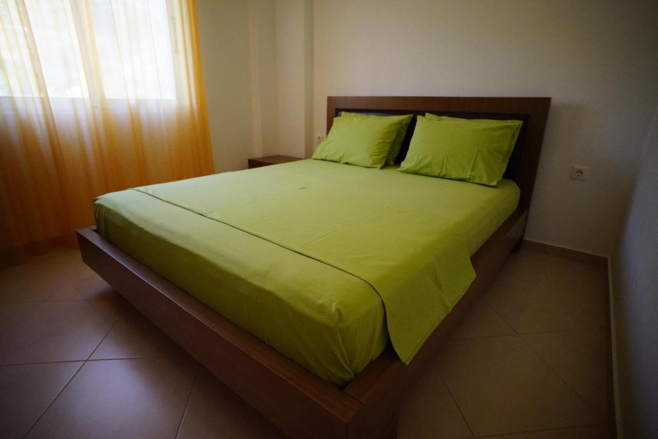 Apartments Vila Emiliano Borsh Extérieur photo